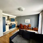 Apartment King *