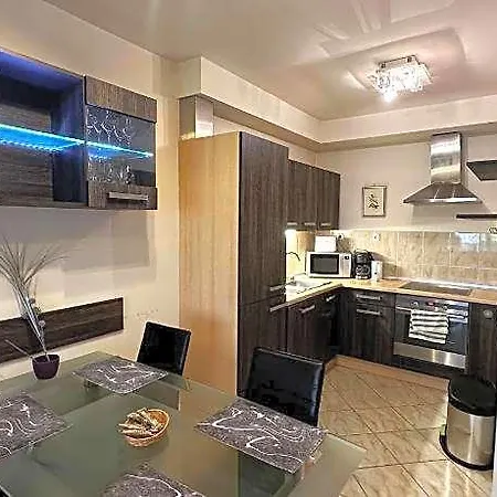 King Apartment
