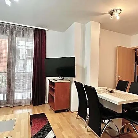 King Apartment