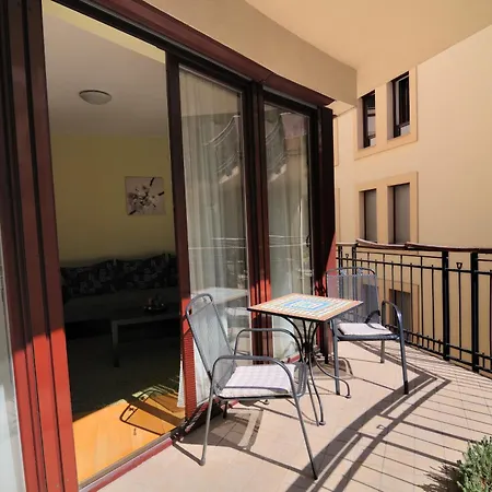 国王公寓酒店 *